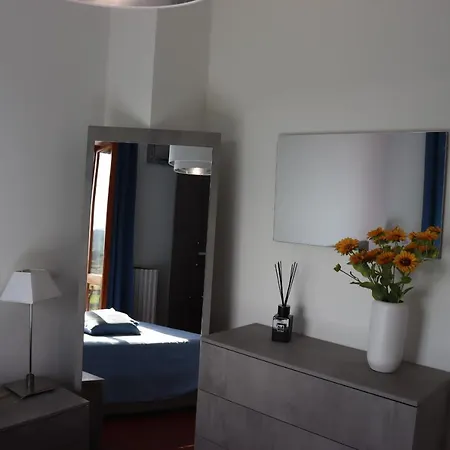 Con Camino In Centro Storico Apartment