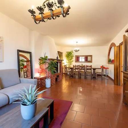 Apartmán Con Camino In Centro Storico