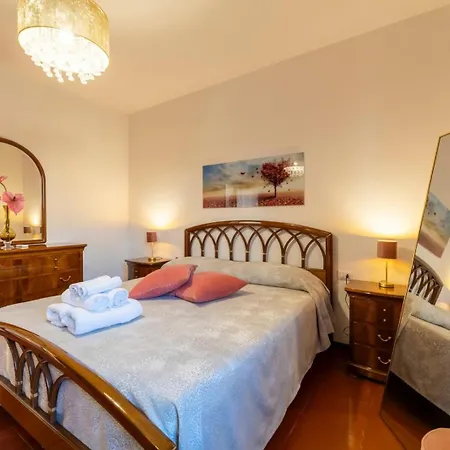 Con Camino In Centro Storico Apartmán Bevagna