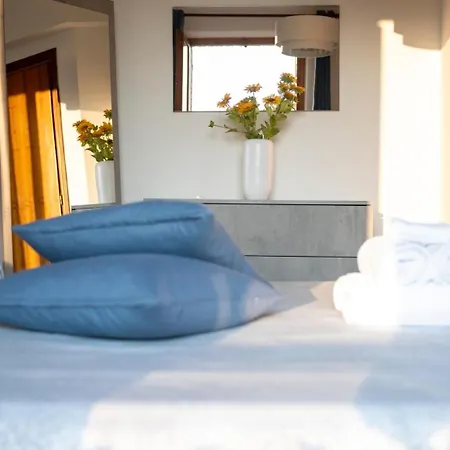 Con Camino In Centro Storico ベヴァーニャ